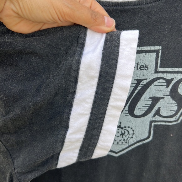 Vintage NHL Red Jacket Label Los Angeles Kings Tee - Picture 4 of 6
